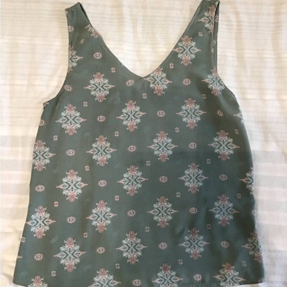 SO Sage Green Paisley Tank Top, Boho, Flowy Small